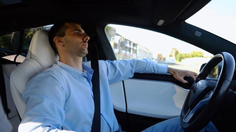 Czy w automacie jest sprzęgło – jak działa skrzynia automatyczna?