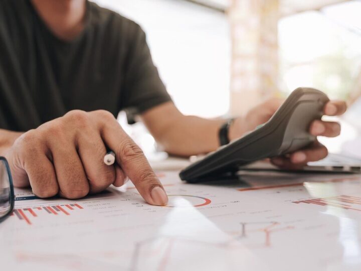 Jak obliczyć koszt przejechania trasy – praktyczny wzór i przykład